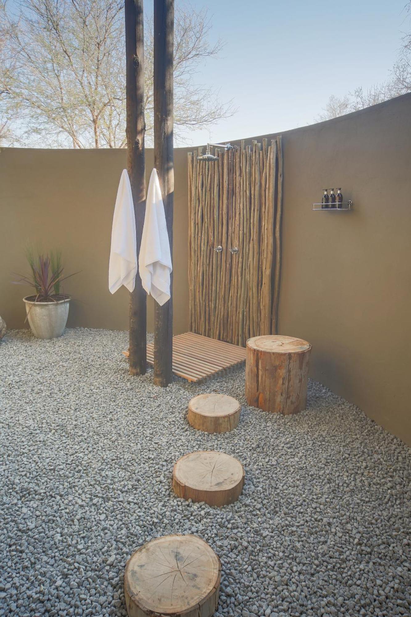 Ntamba Safari Lodge Matlhagame Buitenkant foto